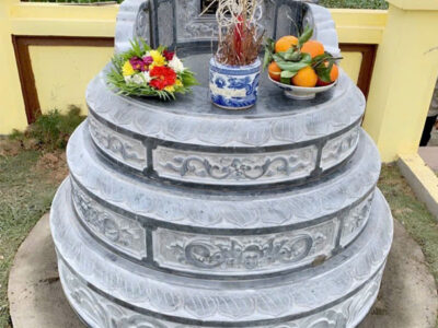 mộ đá tròn xanh rêu ba tầng - mẫu mộ đá chạm hoa văn truyền thống